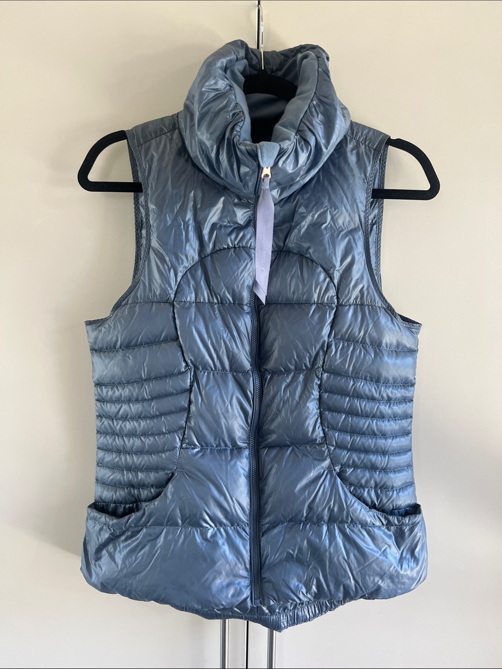 Lululemon Fluffin Awesome Down Vest Blue Denim size 8